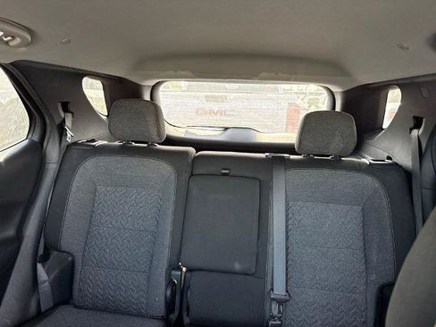 Used 2023 Chevrolet Equinox LT FWD image 11