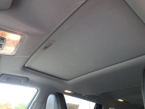 Certified 2017 Toyota Highlander XLE image 19