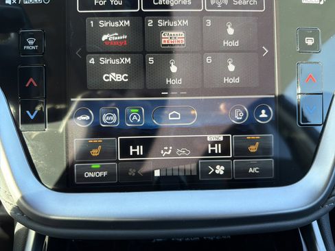 Certified 2025 Subaru Outback Onyx Edition image 23