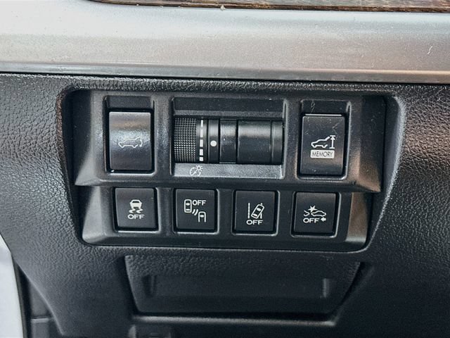 Used 2018 Subaru Outback 2.5i Limited AWD/4WD image 13