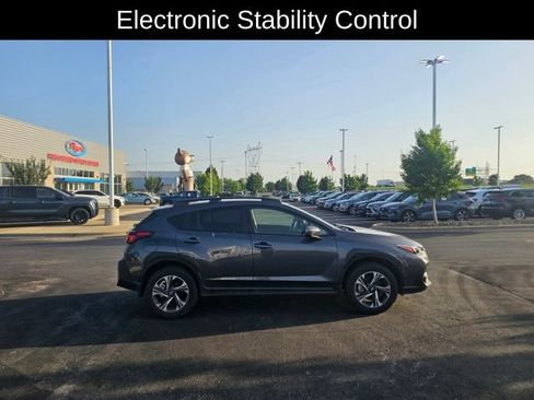 Used 2024 Subaru Crosstrek 2.0i Premium AWD/4WD image 4