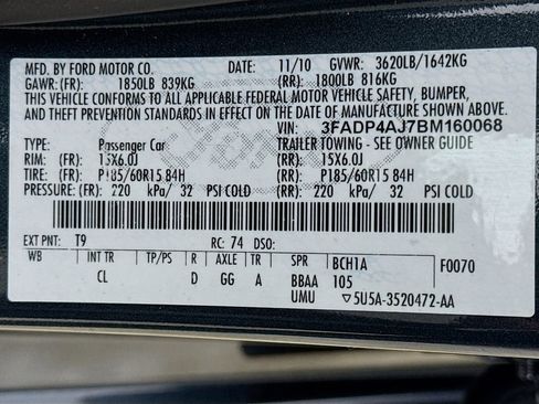 Used 2011 Ford Fiesta S FWD image 33