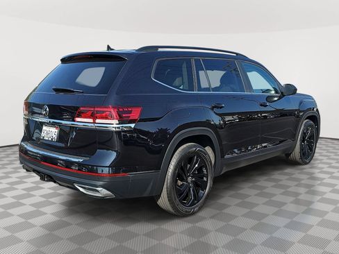 Used 2023 Volkswagen Atlas SE w/ Panoramic Sunroof Package FWD image 5