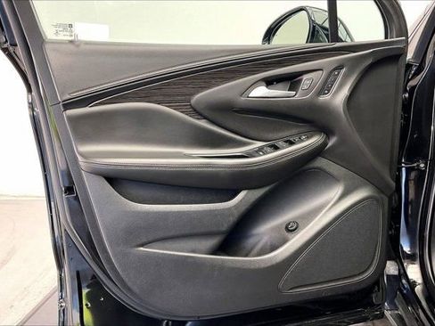 Used 2017 Buick Envision Essence image 24