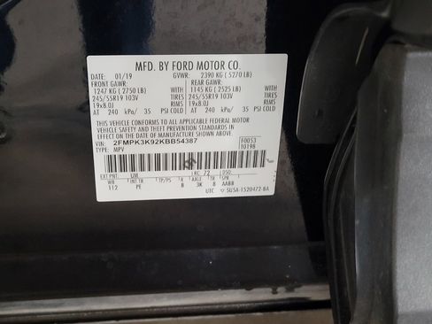 Used 2019 Ford Edge Titanium w/ Equipment Group 301A image 33