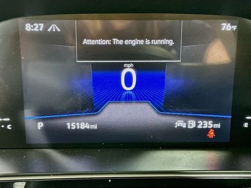 Certified 2025 Volkswagen Jetta SE w/ Sunroof Package FWD image 13