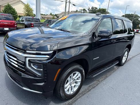 Used 2025 Chevrolet Tahoe LT RWD image 4