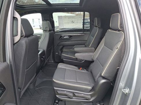 New 2026 Chevrolet Suburban Premier w/ Sun And Tow Package image 5