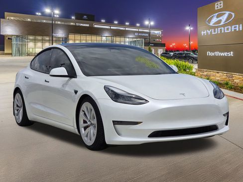 Used 2023 Tesla Model 3 Performance AWD/4WD image 3
