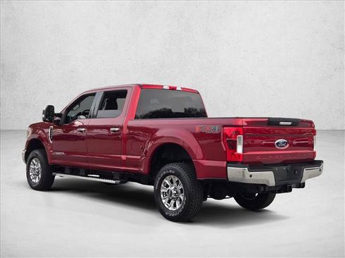 Used 2019 Ford F250 XLT w/ XLT Premium Package image 7