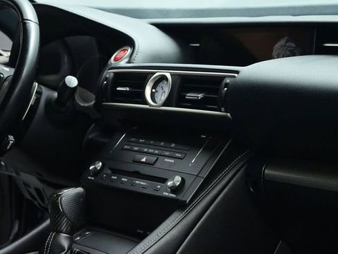 Used 2017 Lexus RC 200t F Sport image 53