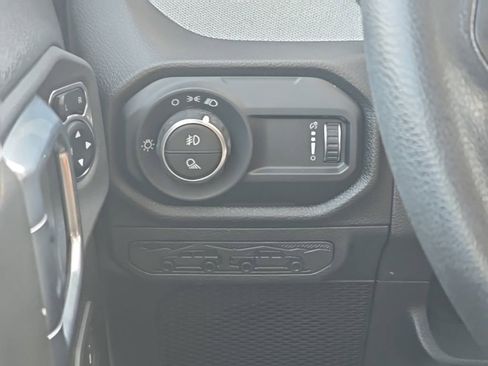 Certified 2024 Jeep Gladiator Sport AWD/4WD image 26