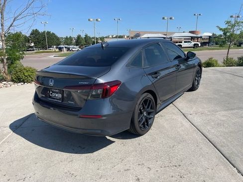 Used 2025 Honda Civic Sport image 8