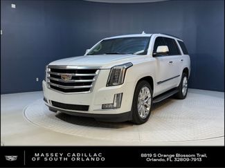 Used 2019 Cadillac Escalade Luxury image 1
