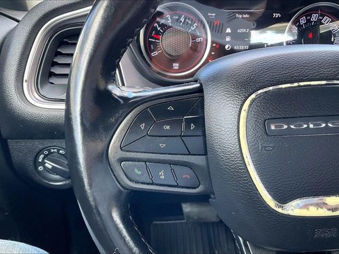 Used 2021 Dodge Challenger SXT RWD image 17