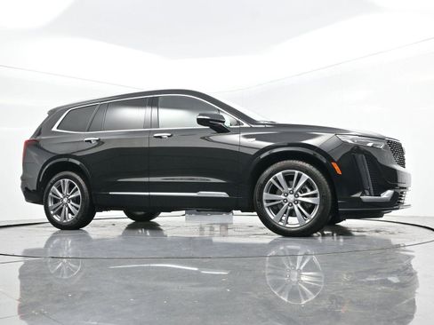 Certified 2025 Cadillac XT6 Premium Luxury image 42