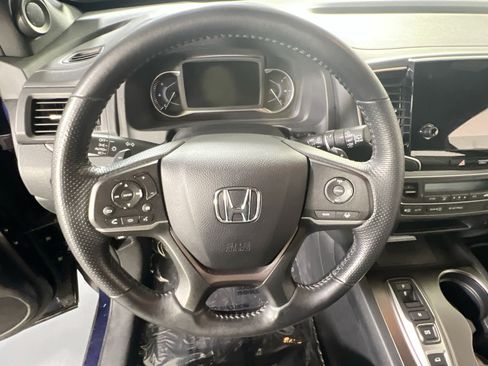 Used 2023 Honda Passport EX-L image 11