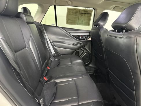 Used 2023 Subaru Outback Limited AWD/4WD image 30