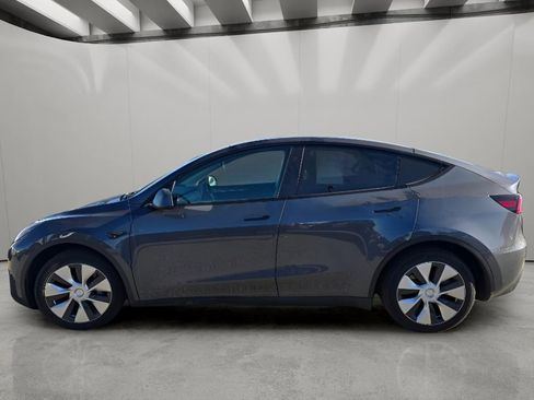 Used 2023 Tesla Model Y Long Range AWD/4WD image 6