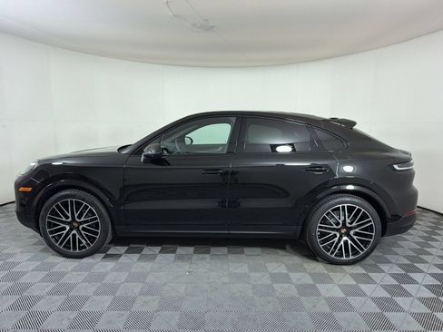 Used 2026 Porsche Cayenne Coupe AWD/4WD image 2
