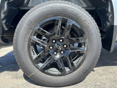 New 2026 Chevrolet Silverado 1500 Custom w/ Rally Edition image 31