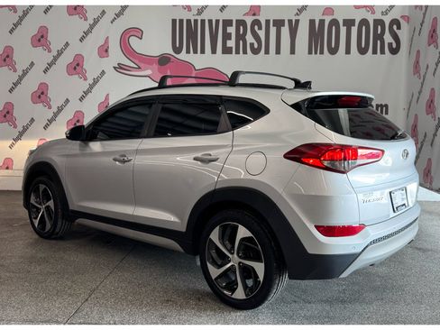 Used 2018 Hyundai Tucson Value FWD image 13