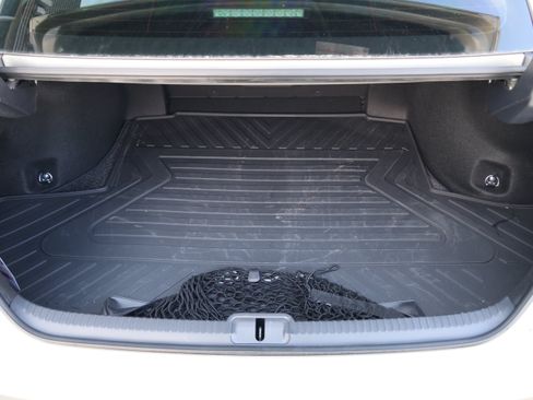 Certified 2025 Lexus ES 350 Ultra Luxury w/ Accessory Package (Z1) FWD image 38