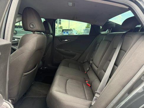 Used 2018 Chevrolet Malibu LS FWD image 11