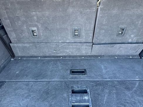 Used 2020 Lincoln Navigator L Reserve w/ Equipment Group 208A Reserve image 17