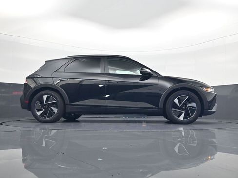 New 2025 Hyundai Ioniq 5 SEL image 24