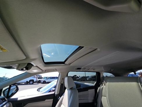 Used 2025 Honda Odyssey EX-L image 18