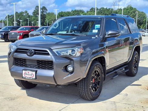 Certified 2023 Toyota 4Runner SR5 Premium w/ Moonroof Package RWD image 3
