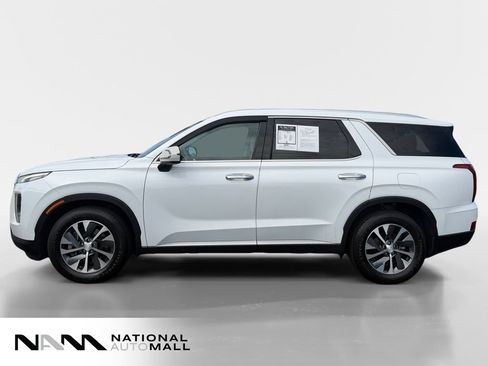 Used 2020 Hyundai Palisade SEL FWD image 2