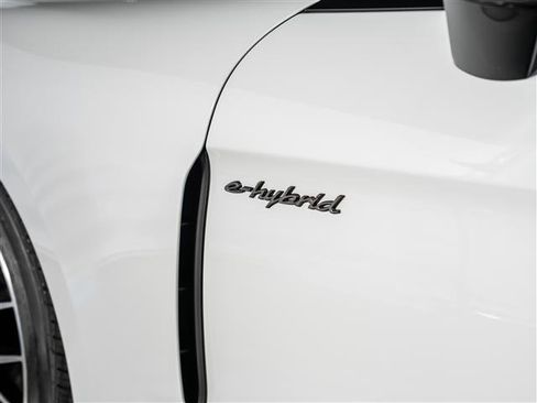 New 2026 Porsche Panamera Turbo image 32