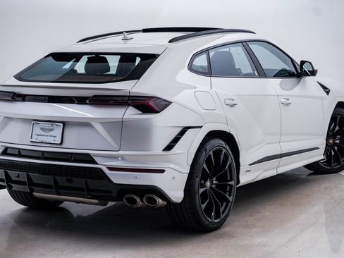 Used 2024 Lamborghini Urus S image 11