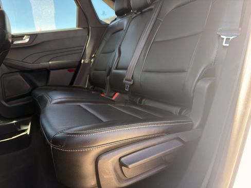 Used 2022 Ford Escape SEL AWD/4WD image 15