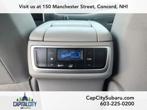 Used 2019 Toyota Highlander LE AWD/4WD image 16