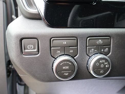 New 2026 GMC Sierra 3500 SLE w/ Preferred Package AWD/4WD image 13