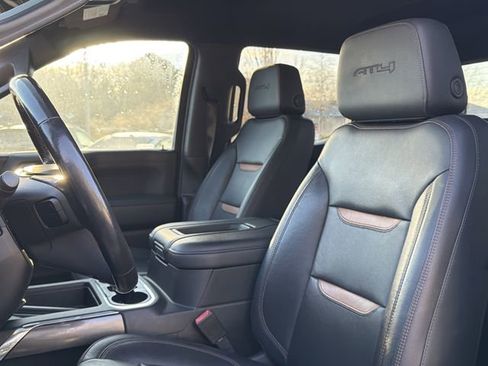 Used 2021 GMC Sierra 1500 AT4 w/ AT4 Preferred Package image 9