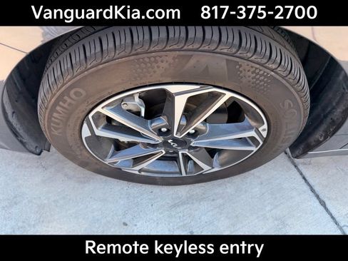 Certified 2023 Kia Forte LXS w/ LXS Technology Package FWD image 8
