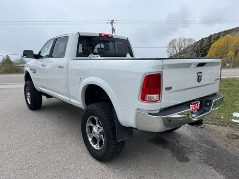 Used 2014 RAM 2500 Laramie w/ Convenience Group AWD/4WD image 3