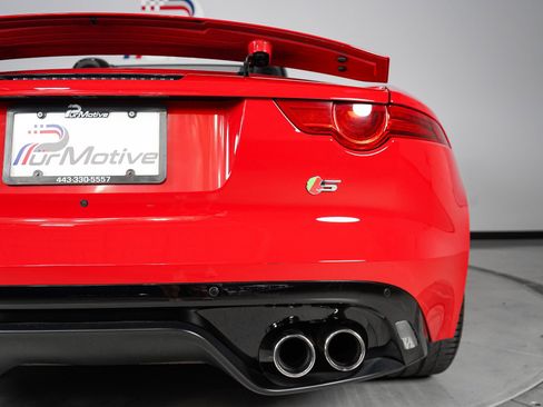 Used 2014 Jaguar F-TYPE S RWD image 17