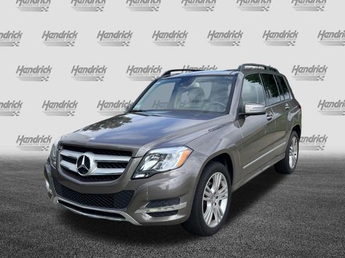 Used 2015 Mercedes-Benz GLK 250 BlueTEC 4MATIC image 6