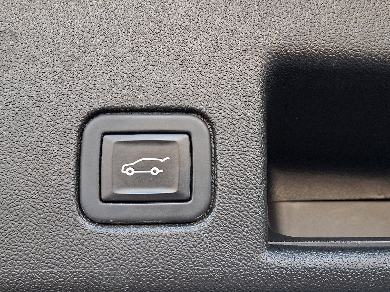 Used 2022 Chevrolet Equinox LT AWD/4WD image 29