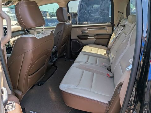 Used 2020 RAM 1500 Laramie RWD image 10