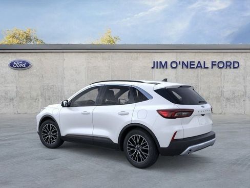 New 2024 Ford Escape SE FWD image 4