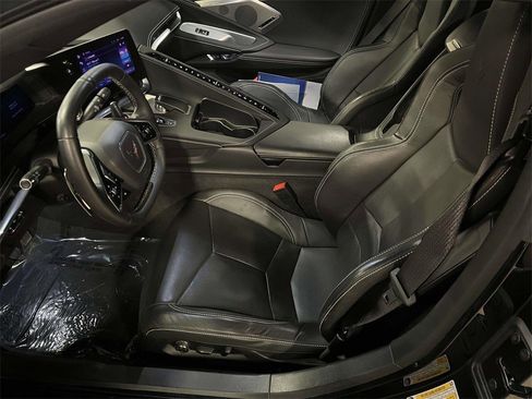 Certified 2024 Chevrolet Corvette Stingray Preferred Conv w/ 2LT image 17