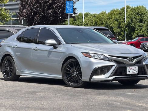 Used 2023 Toyota Camry XSE FWD image 2