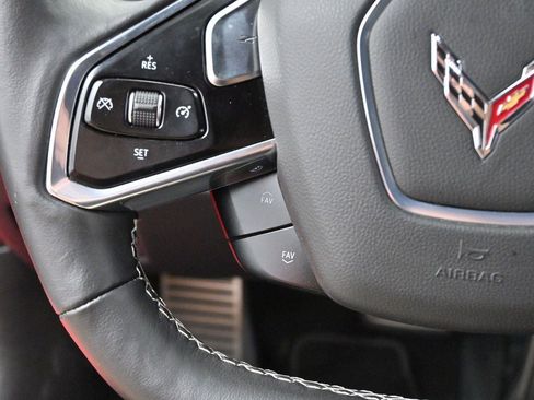 Used 2022 Chevrolet Corvette Stingray Preferred Cpe w/ Battery Protection Package RWD image 18