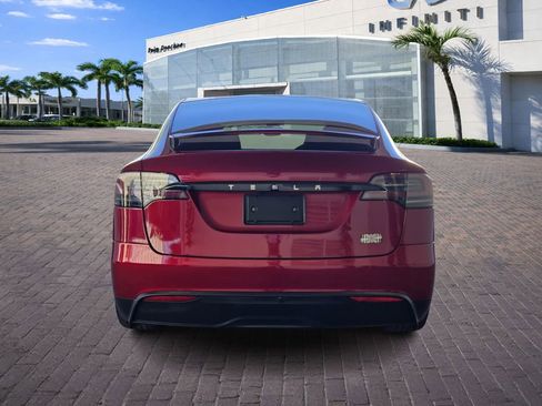 Used 2023 Tesla Model X Plaid image 6